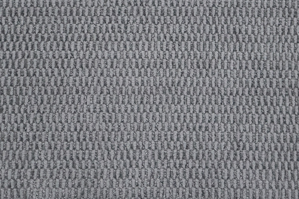 823