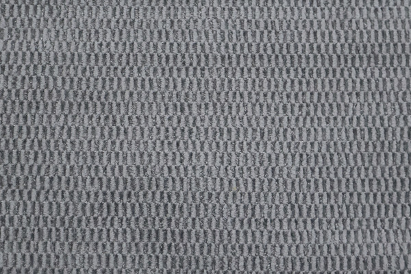 825